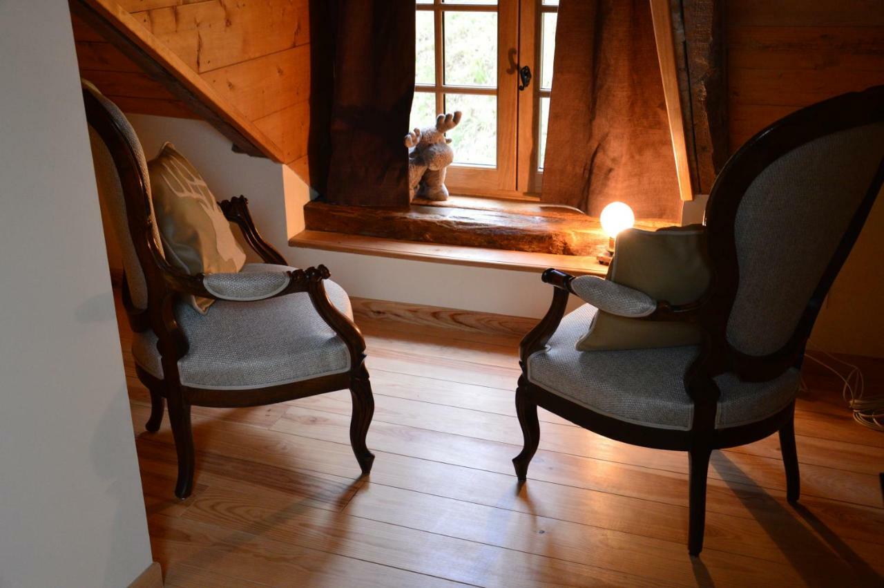 Chambres Et Table D'Hotes Du Pere Boussenac Exteriör bild